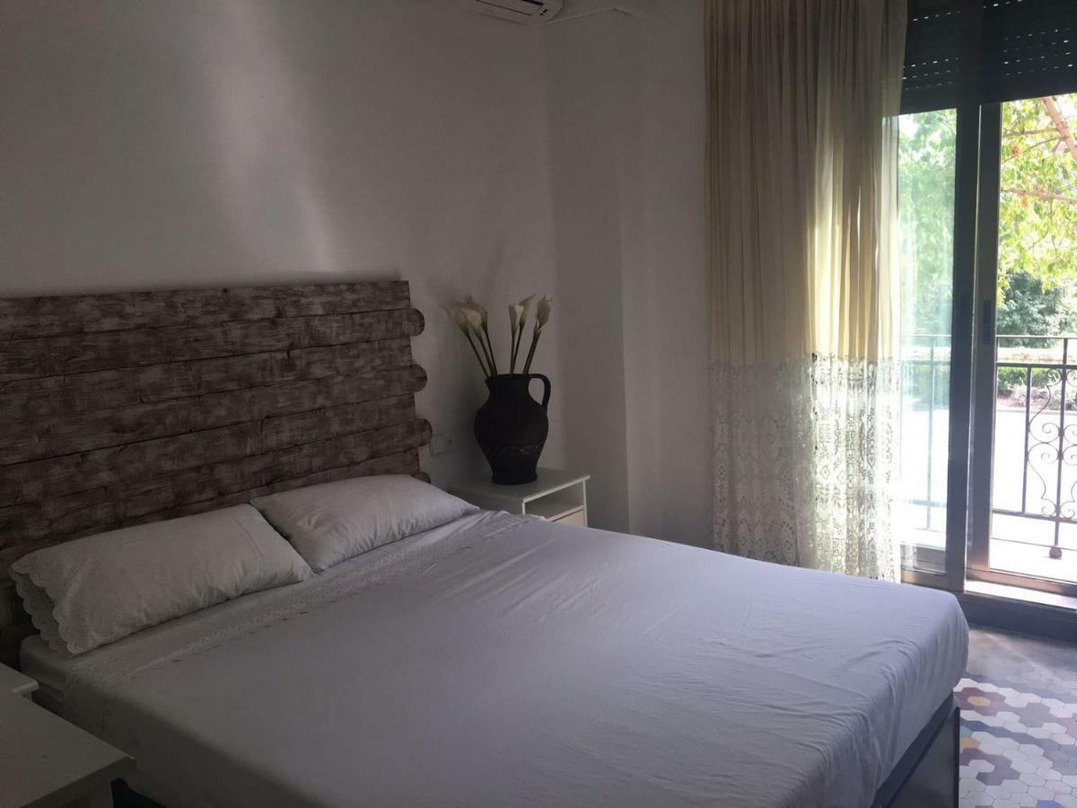 Domus Valencia Apartamentos Centro Frente A Torres De Serrano 外观 照片